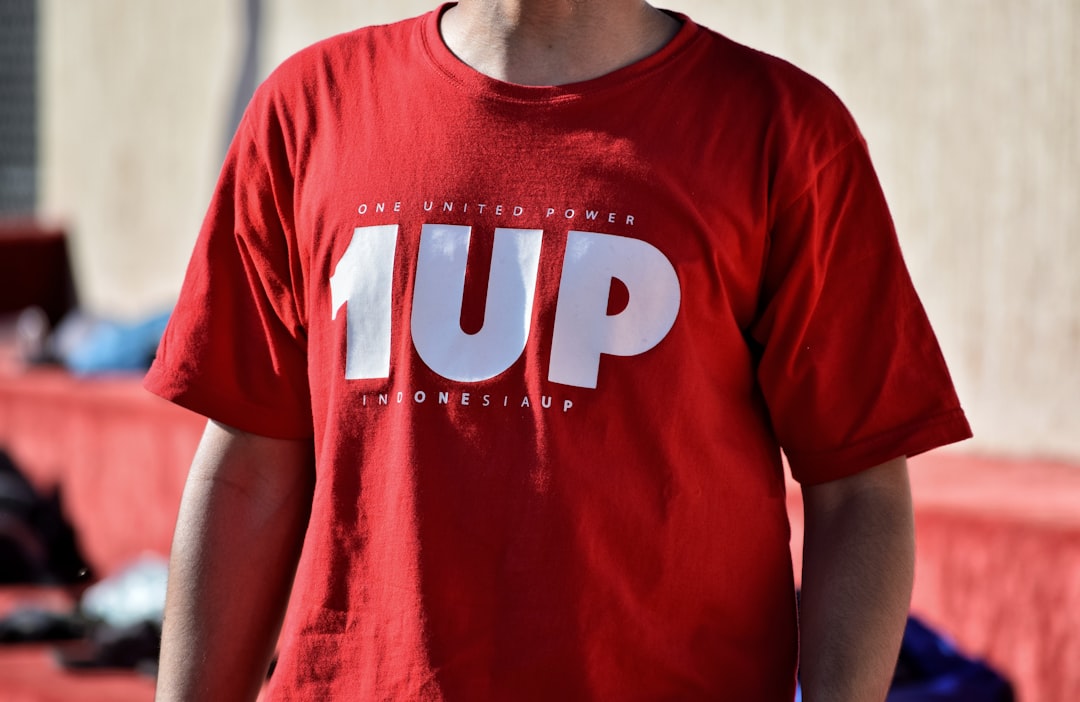 Jak správně žehlit tričko